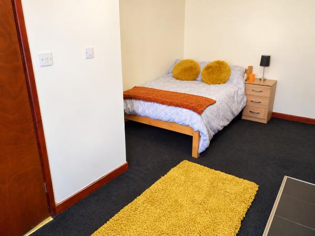Studio for rent in Hill, Southampton