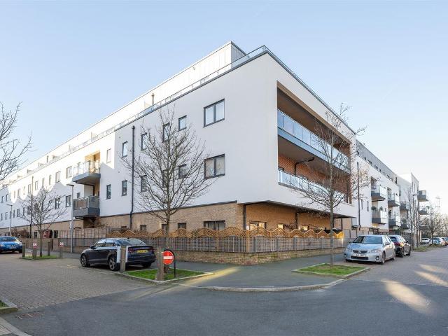 Apartment for rent in Higham Hill, Greater London