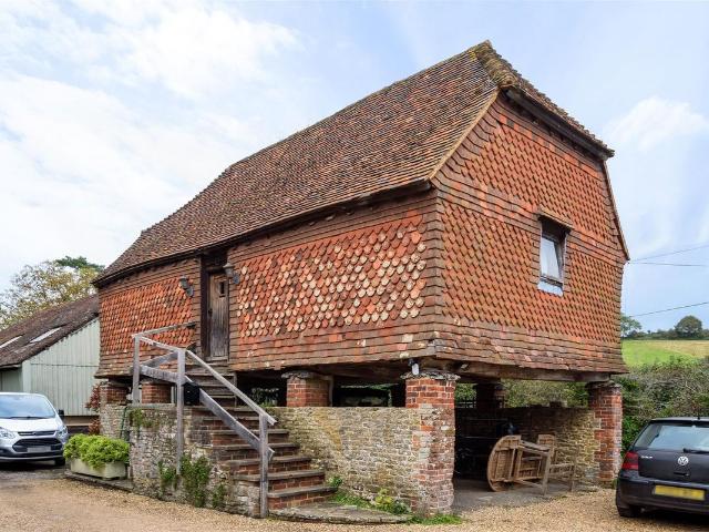 House for rent in Fole, Surrey