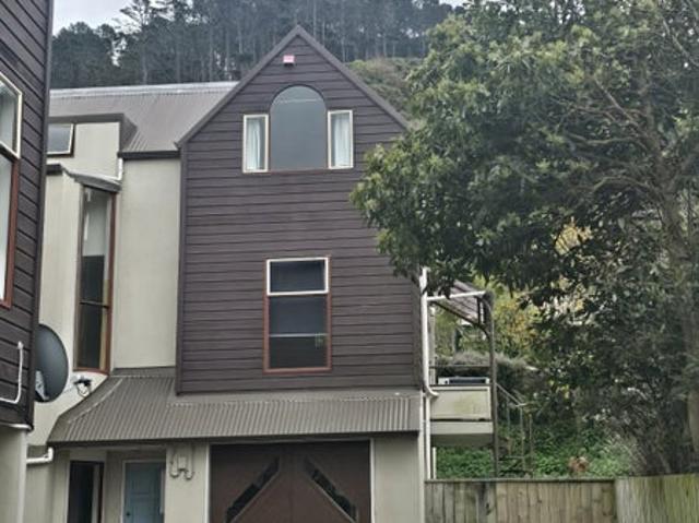 House for rent in Thorndon, Wellington