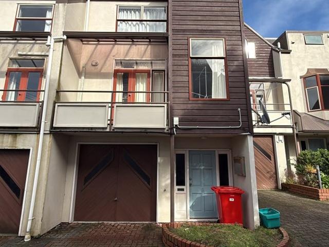 House for rent in Matata, Wellington