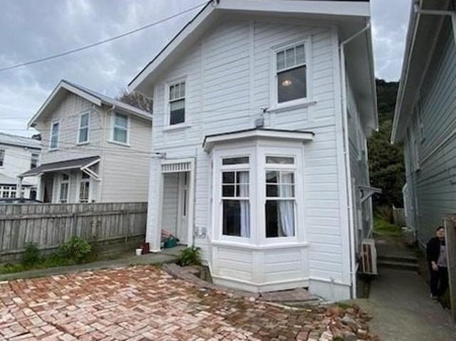 Apartment for rent in Matata, Wellington