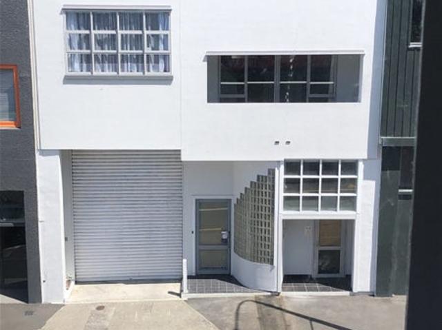 Apartment for rent in Kaiwharawhara, Wellington