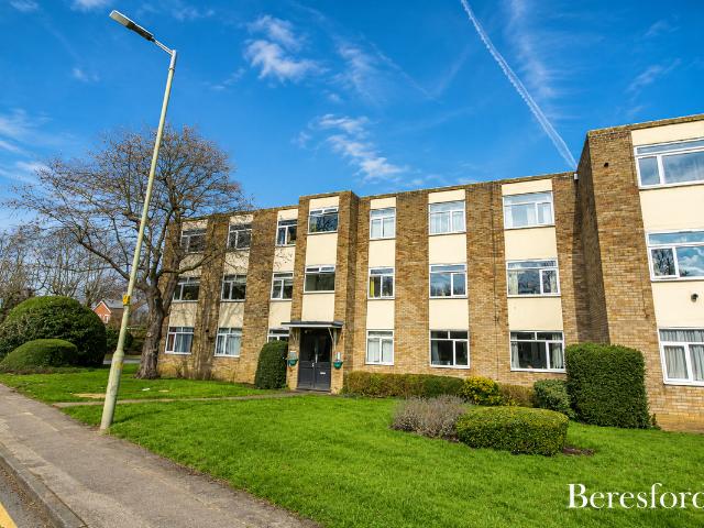 Apartment for rent in Navestock Side, Essex