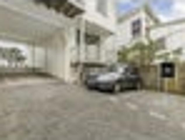Townhouse for sale in Matata, Wellington