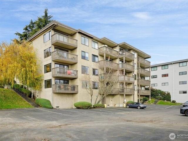 Condo for sale in Seattle
