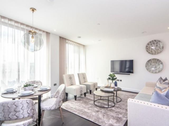 Apartment for rent in Nine Elms, Greater London