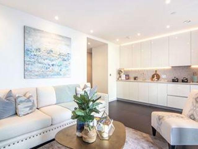Apartment for rent in Nine Elms, Greater London