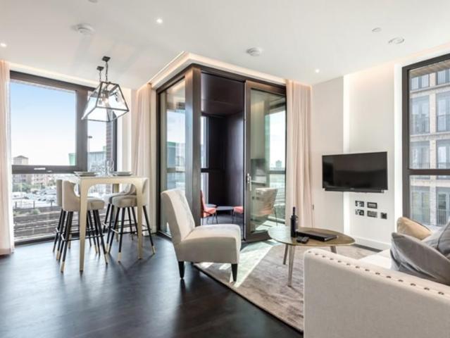 Apartment for rent in Nine Elms, Greater London