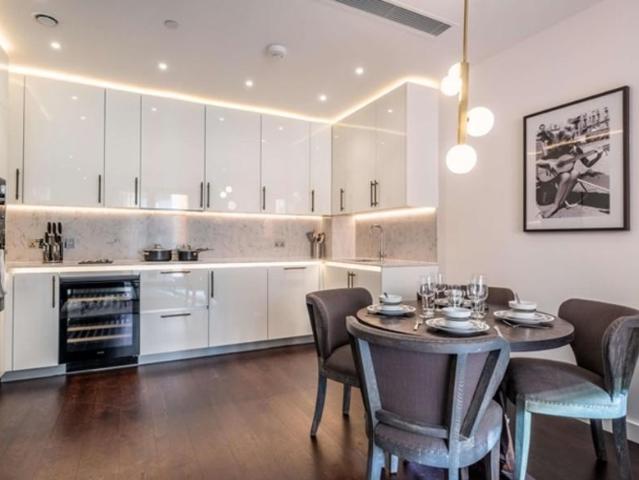 House for rent in Nine Elms, Greater London
