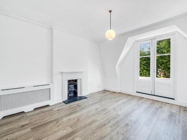 Apartment for rent in London Borough of Hounslow, Greater London