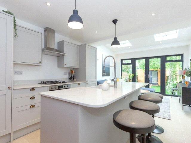 House for rent in Strand-on-the-Green, Greater London
