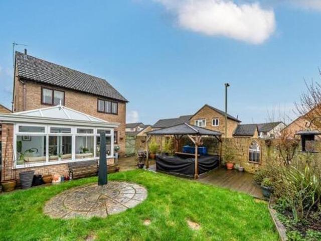 House for sale in Deer Park, Black Bourton