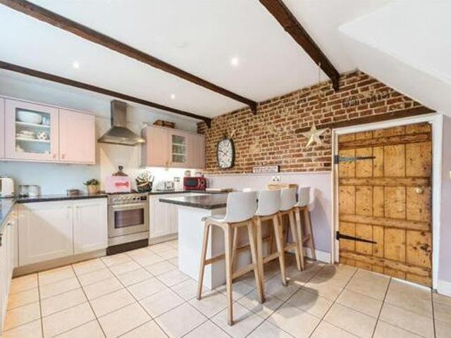 House for sale in Iver