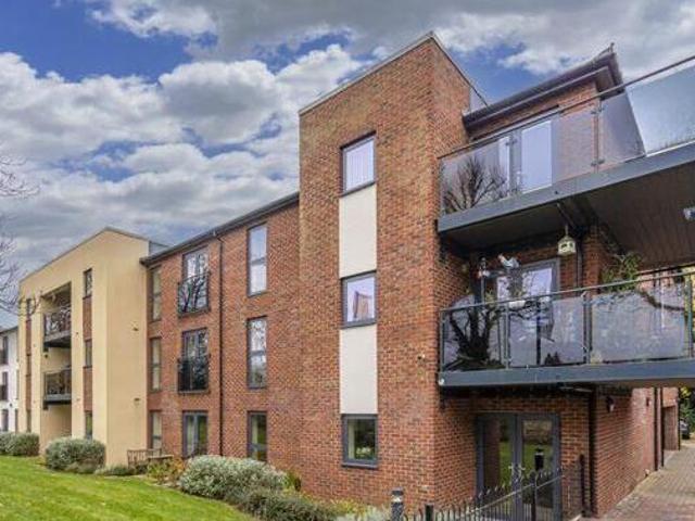 House for sale in Fallings Park, Park Village