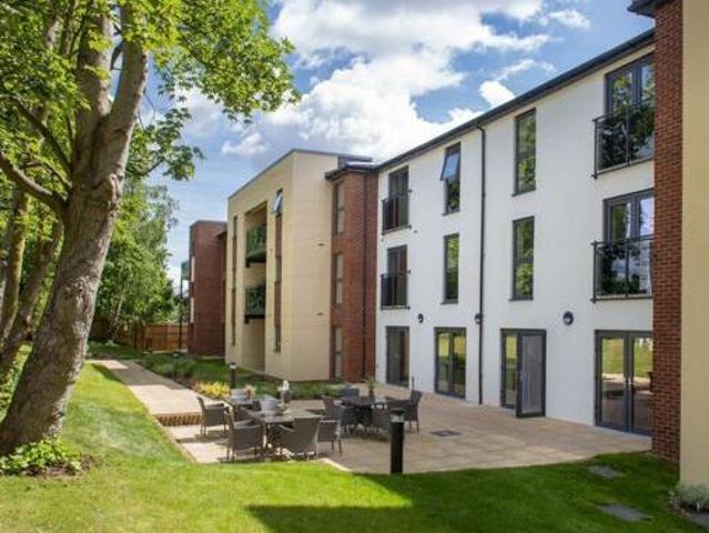 House for sale in Fallings Park, Park Village