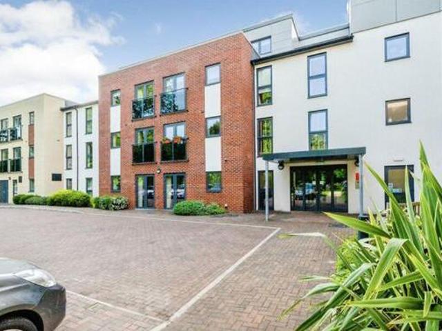 House for sale in Fallings Park, Park Village