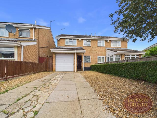 House for rent in Rectory Farm, Northampton