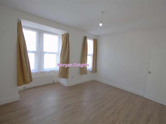 House for rent in London Borough of Newham, Greater London