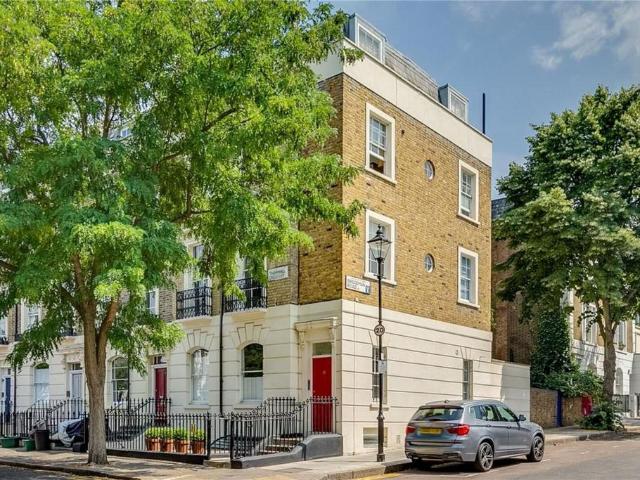 House for rent in Barnsbury, Greater London