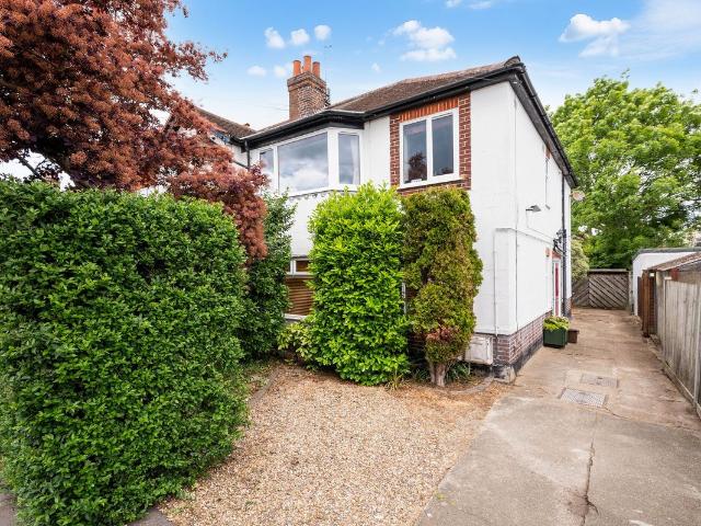 House for rent in Tolworth, Greater London