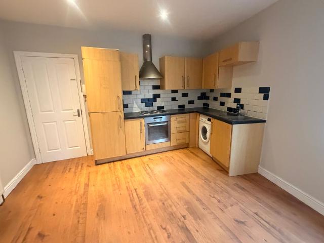 Apartment for rent in Belle Isle, West Yorkshire