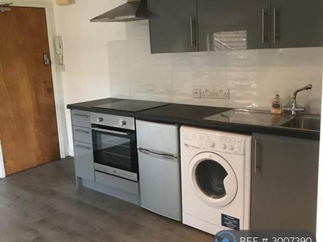 Apartment for rent in West Norwood, Greater London