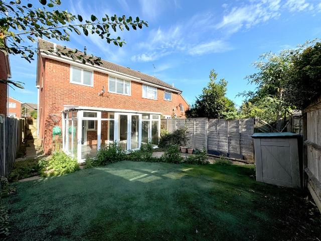 House for rent in Godinton Park, Bridgefield