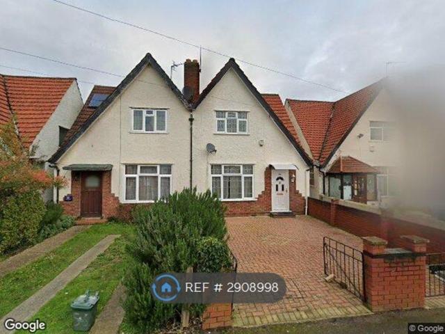 Studio for rent in West Drayton, Greater London