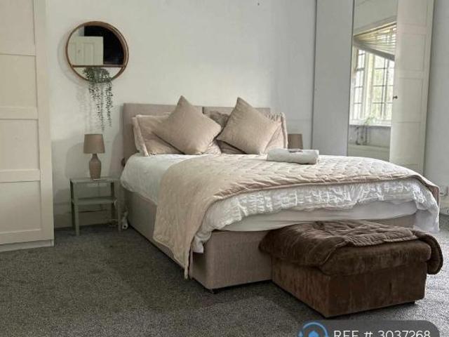 House for rent in London Borough of Lambeth, Greater London