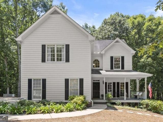 House for sale in Canton
