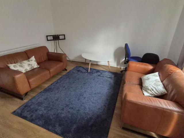 House for rent in Hyde Park, West Yorkshire