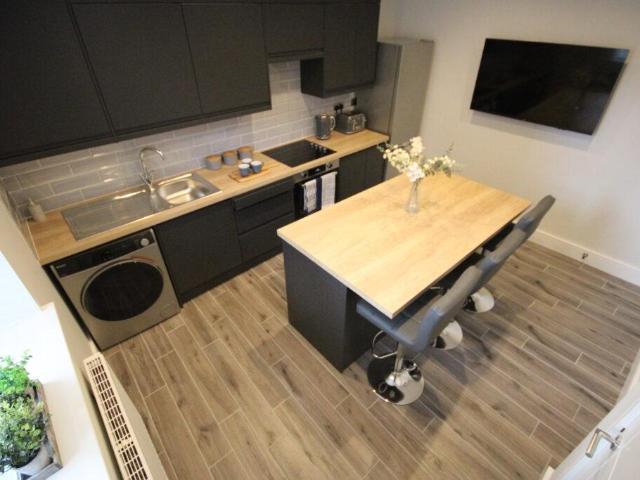 House for rent in Hyde Park, West Yorkshire