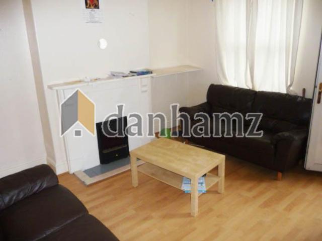 House for rent in Hyde Park, West Yorkshire