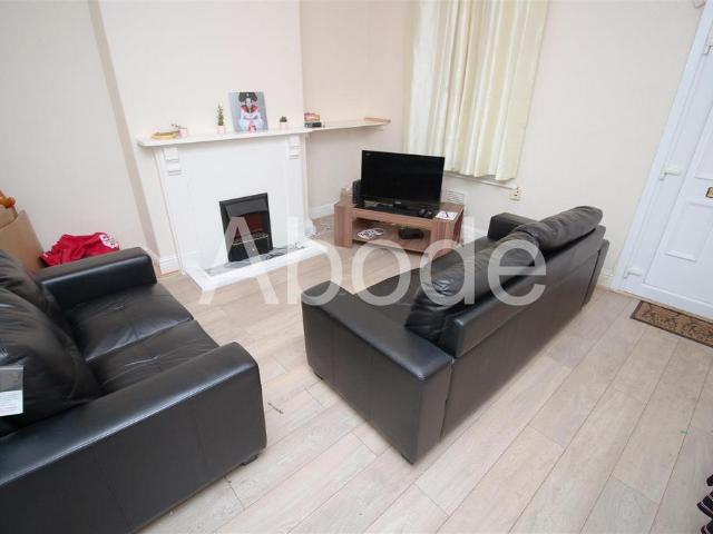 House for rent in Hyde Park, West Yorkshire