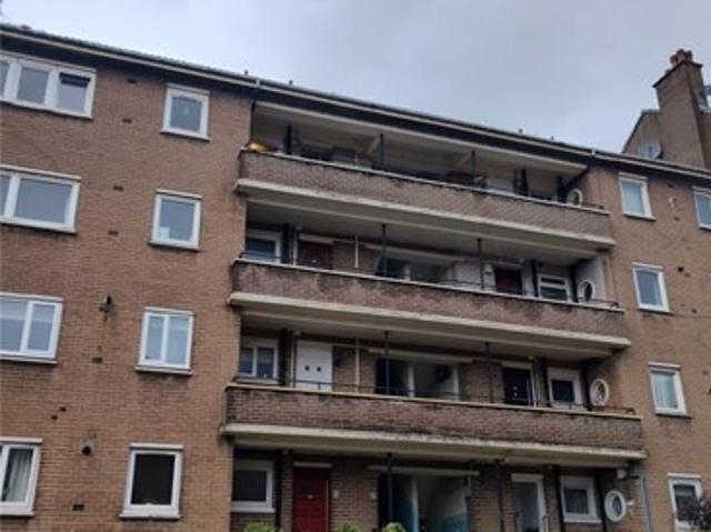 Flat for rent in Broomhill, Scotland