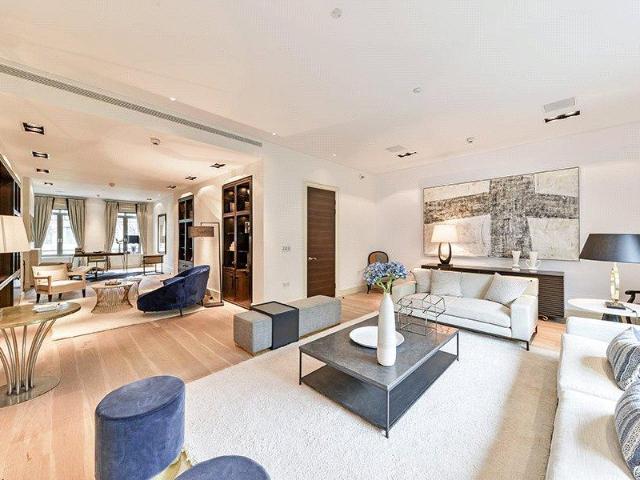 House for rent in Kensington, Greater London