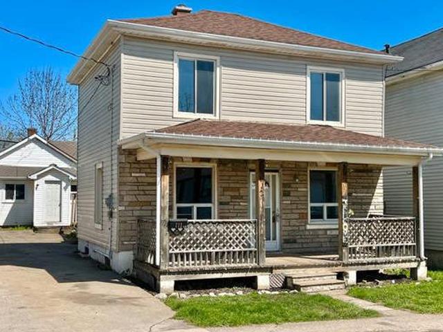 House for sale in St. Catharines, Ontario