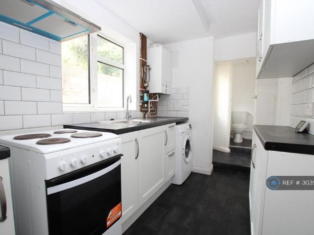 House for rent in Luton, Chatham