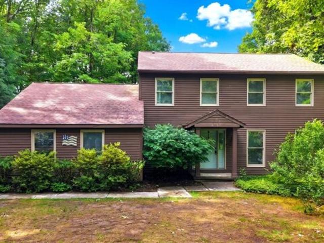 House for sale in Saratoga, New York