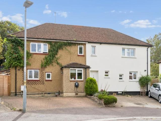House for rent in Watford Heath, North Watford
