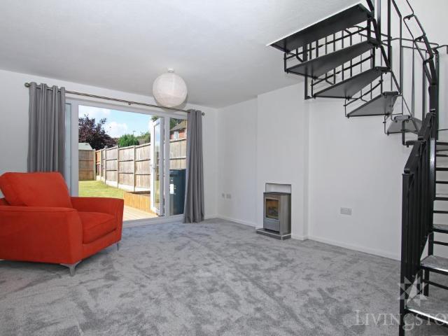 House for rent in Elmfield, Leicestershire