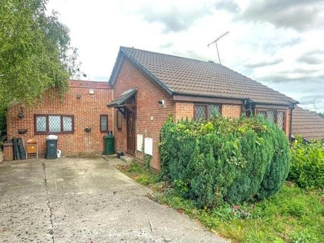 House for sale in Thorpe Hesley, South Yorkshire