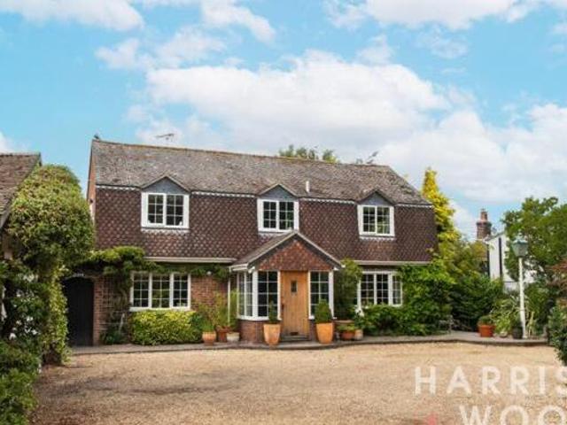 House for sale in Dale Hill, Essex