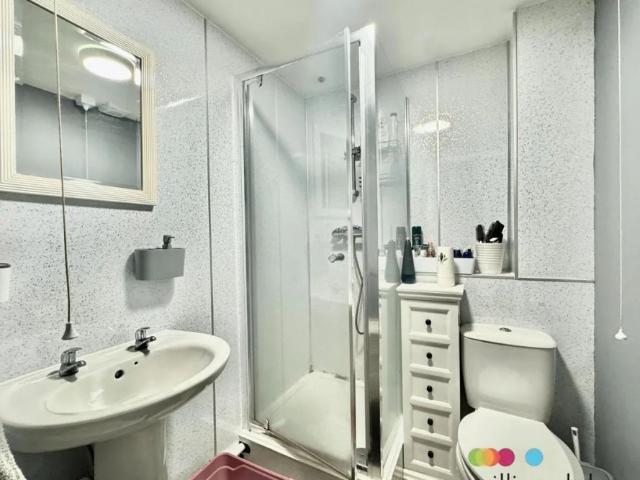 House for rent in Lakenham, East Bank