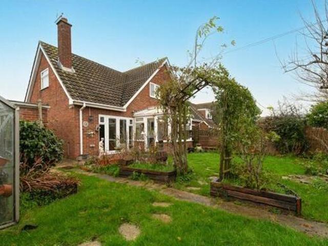 House for sale in Dale Hill, Essex