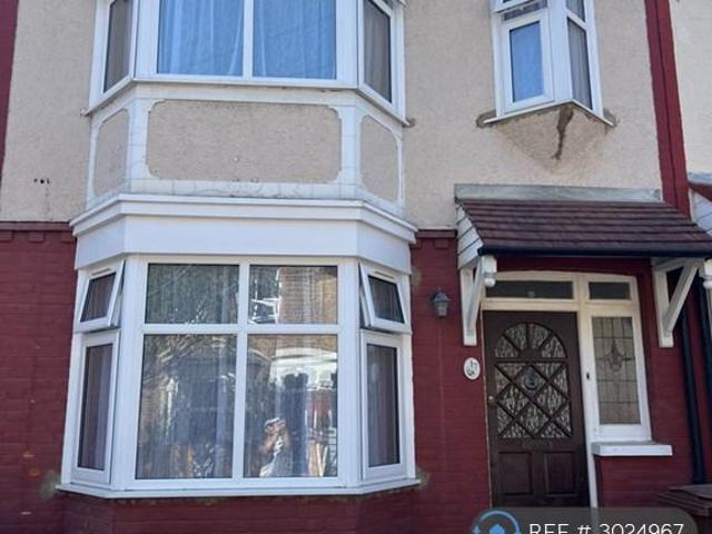 House for rent in Hale End, Greater London