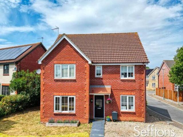 House for sale in East Bank, Norfolk