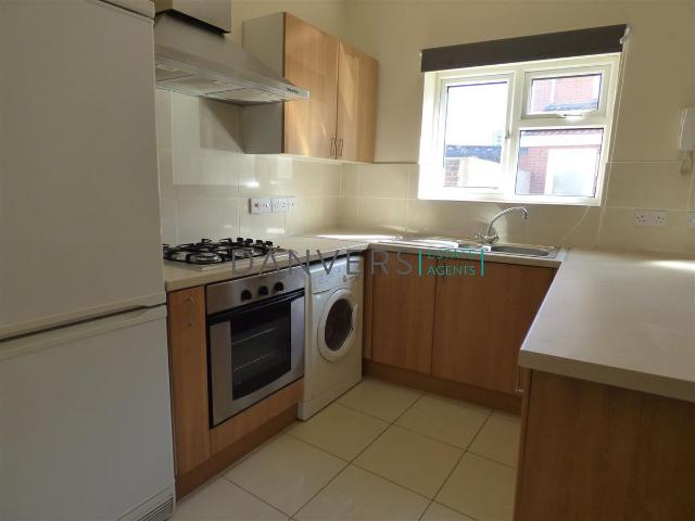 Room for rent in West End, Old Wharf
