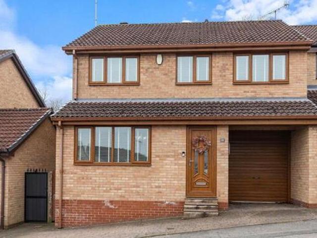 House for sale in Thorpe Hesley, South Yorkshire